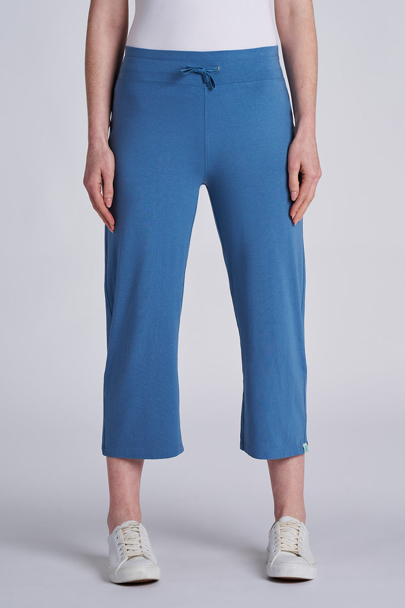 ladies dress capris MoFiz Women's Pull-On Stretch Straight Leg Elastic Waist Cropped Pants with Pockets for Golf Yoga Office Work Business Casual Summer Black XS : Clothing, Shoes & Jewelry in boning for a structured Blvb Dressy Capri Pants for