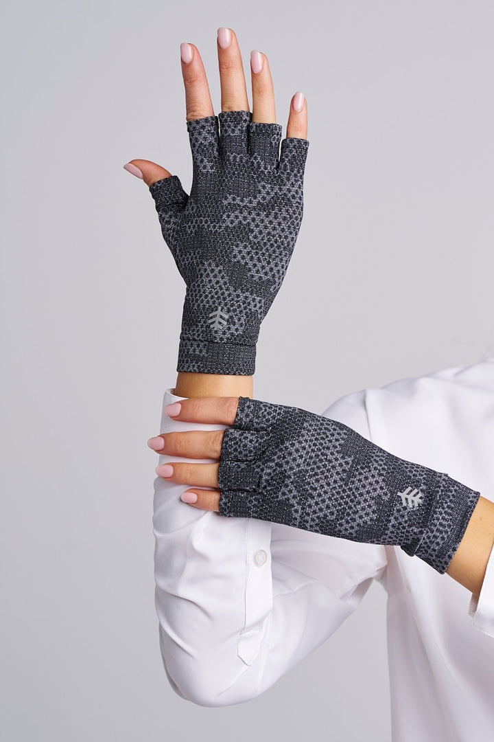 Fingerless UV Sun Gloves | Charcoal Coolibar Camo