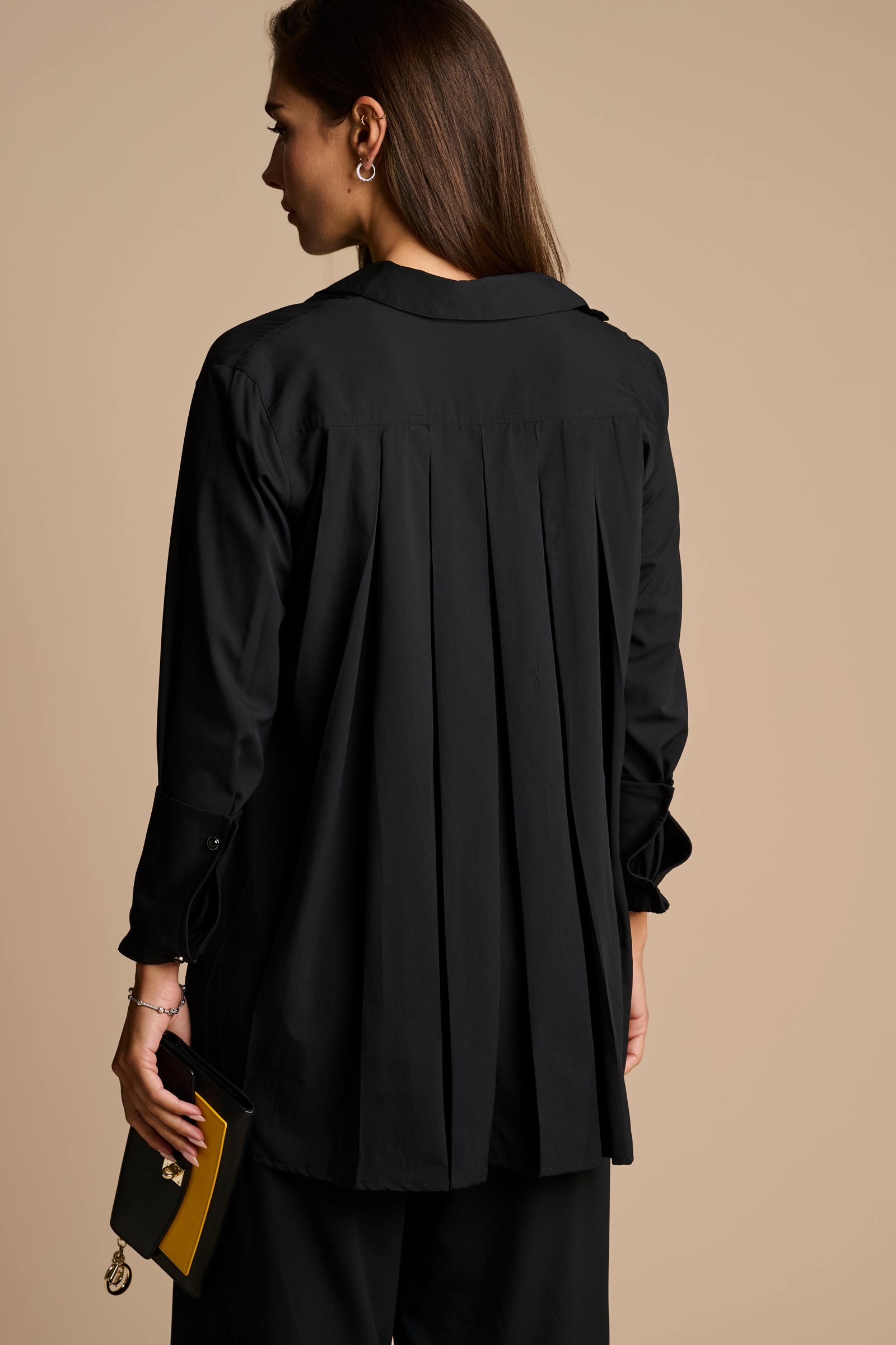 Rhodes Pleated Back Shirt | Vanilla UPF 50+