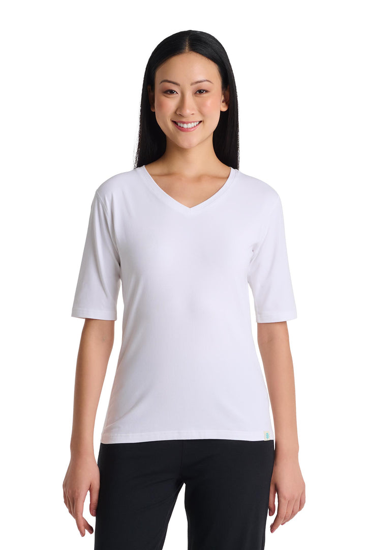 Women's Fitted V-Neck Short Sleeve T-Shirt | White
