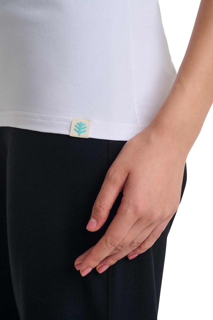 Women's Fitted V-Neck Short Sleeve T-Shirt | White