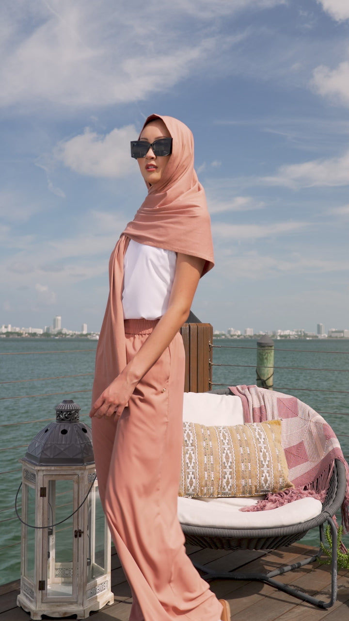 Beach Shawl | Mocha Mousse